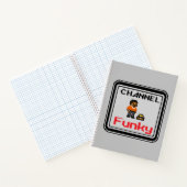 Channel Funky Pixel Art Spiral Carnet (Intérieur)
