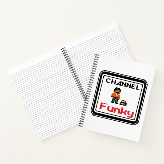 Channel Funky Pixel Art Spiral Carnet (Intérieur)
