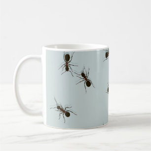 Chaotische rode mieren Stijlvol patroon Koffiemok