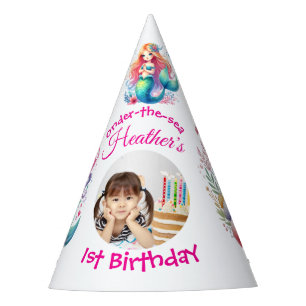 Chapeaux De Fètes Anniversaire 1 an Photo de Sirène Mignonne Sous l'