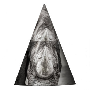 Chapeaux De Fètes Running Rhinoceros : Wild Animal Portrait.