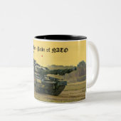 Char À Chiffres - Fierté De La Mug De L'OTAN (Devant droit)