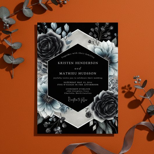 Charcoal Floral Gothic Romance Wedding Kaart
