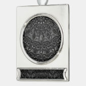 Charcoal Mandala Verzilverd Banner Ornament (Links)