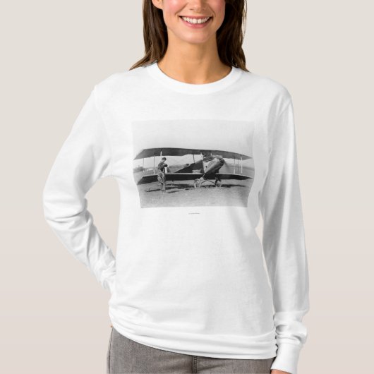 Charles Lindbergh met sergeant T-shirt (Voorkant)