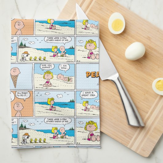Charlie Brown en Sally Ice Cream op het strand Theedoek (Quarter Fold)