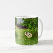 Charlie The Fox Terrier Heure de bain, Café Mug (Devant droit)