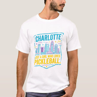 Charlotte North Carolina Pickleball Speler Skyline T-shirt