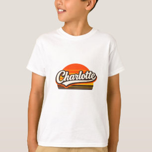 Charlotte Retro Zonsondergang Persoonlijke Naam On T-shirt