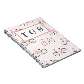 Charmant vélo rose pâle carnet monogramme (Côté Droit)