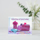 Charming Valentines Day Mailbox Carte postale (Debout devant)