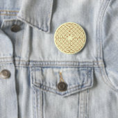 Chartres Labyrinth Pearl Button (In situ)
