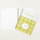 Chartreuse Points de Gris Monogramme Tendance (Devant avec enveloppe)