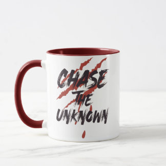 Chase The Unknown– Urban Grunge Streetwear Grafisc Mok