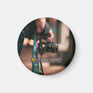 'Chasing Light Gallery' Magnet circulaire