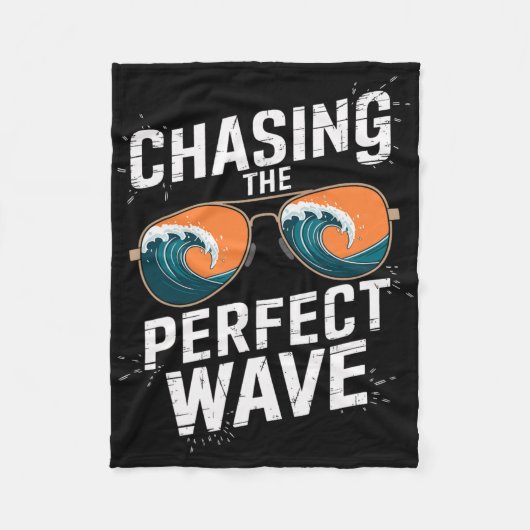 Chasing The Perfect Wave Surfing - Beach Adventure Fleece Deken (Voorkant)