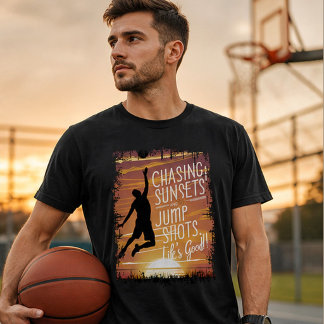 Chasing Zonsondergangen & Jump Shots Basketbal lev T-shirt