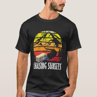 Chasing Zonsondergangen RV Camping Rving Campers R T-shirt