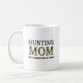 Chasse à maman drôle Mug (Gauche)