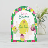 Chasse aux œufs. Invitation (Debout devant)