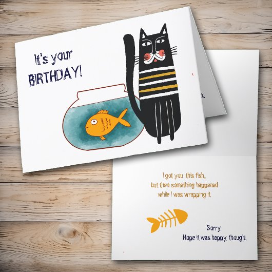 Chat amusant et carte d'anniversaire de poisson