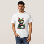 Chat boire du café T-shirt (Devant entier)