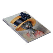 Chat élégant avec Carnet Casquette Spiral (Côté Droit)