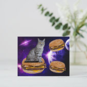 CHAT EN ESPACE AVEC CARTE POSTALE CHEESEBURGERS (Debout devant)