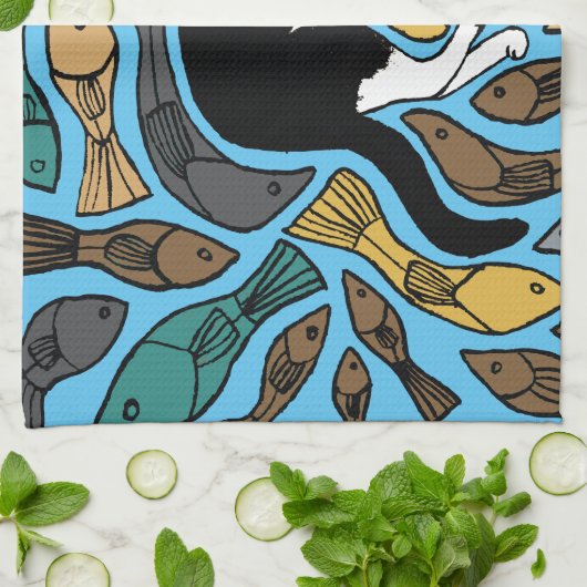 Chat et poisson saluant serviette de thé inhabitue (Plié)