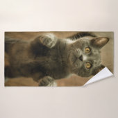 CHAT GRIS EN DEUX PIEDS (Serviette de bain)