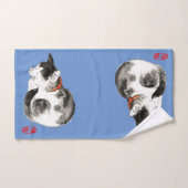 Chat japonais couché noir et blanc (Serviette à main)