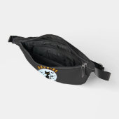 Chat noir Halloween faisant pousser mes crocs Desi (Ouvrir)
