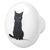 Chat noir sur poignée de porte fond blanc (Droite)