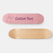 Chat rose avec skateboard violon (Horz)