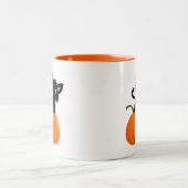 Chat sur une Mug de café Citrouille (Centre)