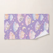 Chatons endormis rêveurs sur des étoiles et des nu (Serviette à main)