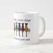 Chats, Chats, Chats et une chatte gigantesque Mug  (Devant droit)