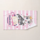Chats de dessin animé mignons empilés rayures rose (Serviette à main)