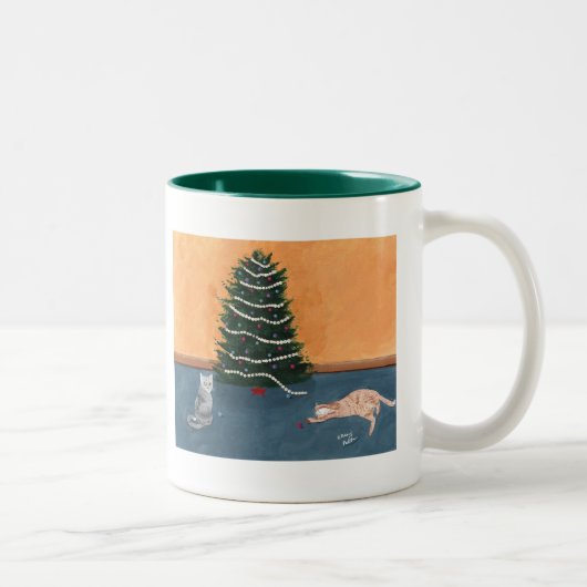 Chats espiègles de Noël par la tasse d'arbre (Droit)