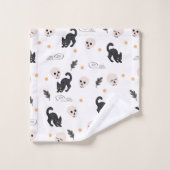 Chats et crânes noirs d'Halloween (Gant de toilette)