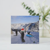 Chats noirs sur des snowboards pliés Carte de vœux (Debout devant)