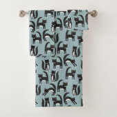 Chats Tuxedo noirs et blancs (En situation)