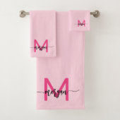 Chaud rose moderne Script Girl Monogramme Nom (En situation)