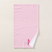 Chaud rose moderne Script Girl Monogramme Nom (Serviette à main)