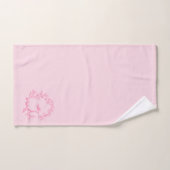 Chaud rose moderne Script Girl Monogramme Nom (Serviette à main)