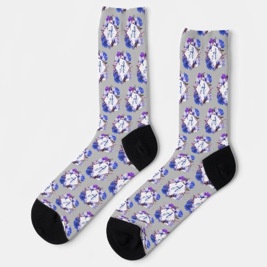 Chaussette Ajouter les fleurs initiales, bleues et mauves sur (Gauche)
