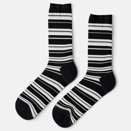 Chaussette Black Stripe Socks – Bold Monochrome Style (Gauche)