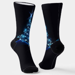 Chaussette Bleu brillant des étoiles sur l'arbre de Noël fonc