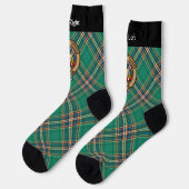 Chaussette Clan MacFarlane Crest sur Tartan de chasse antique (Gauche)