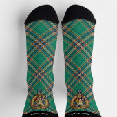Chaussette Clan MacFarlane Crest sur Tartan de chasse antique (Haut)